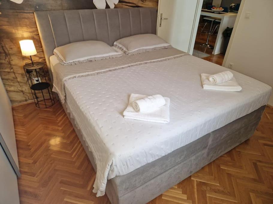 Apartment Pupila Солин Экстерьер фото
